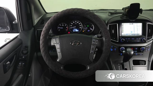 Hyundai The New Grand Starex 2018 Черный из Кореи, фото 4