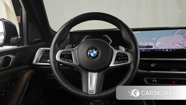 BMW X5 (G05) 2024 Светло-серебряный цвет из Кореи, фото 5