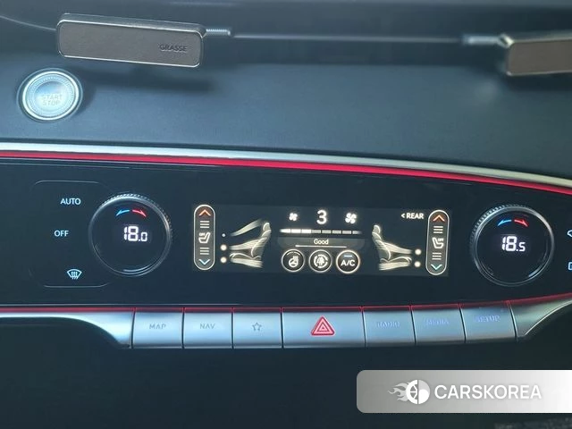 Genesis GV70 2022 Белый из Кореи, фото 4