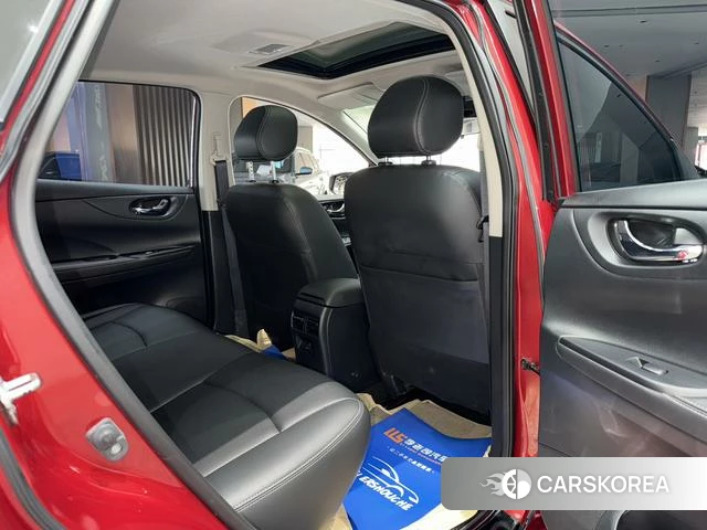 Nissan Tiida 2022 Красный из Китая, фото 4