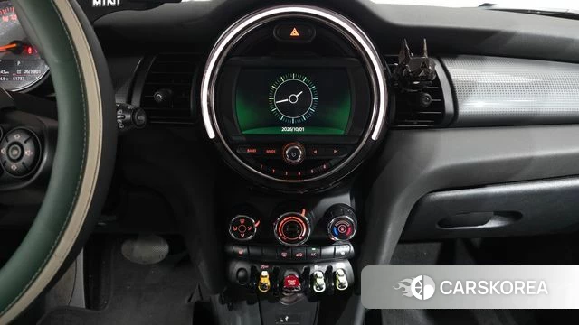Mini Cooper 2021 Зеленый из Кореи, фото 4