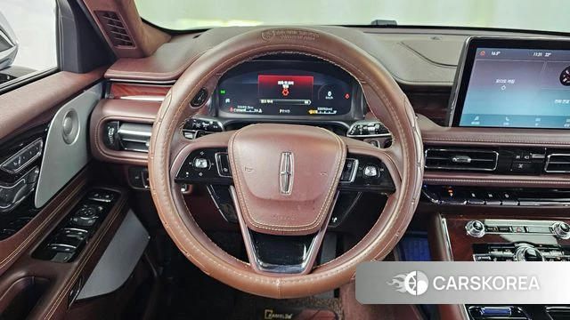 Lincoln Aviator 2nd generation 2021 Черный из Кореи, фото 4
