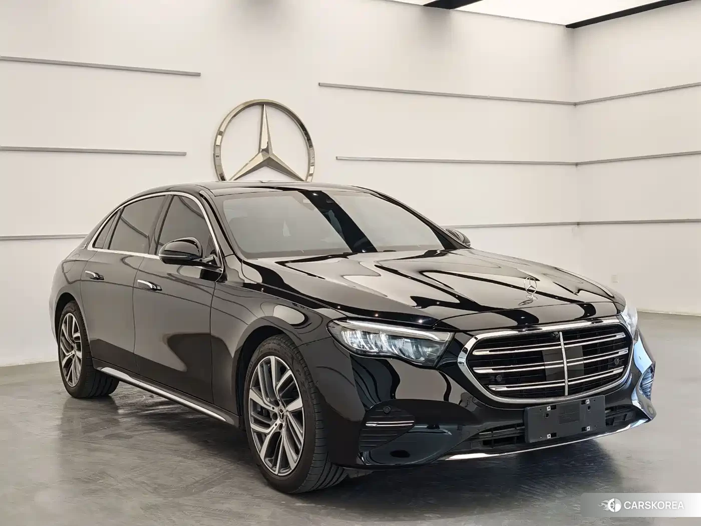 Mercedes-Benz E-Class 2024 Черный из Китая, фото 4