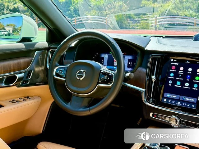 Volvo S90 2024 Белый из Кореи, фото 4