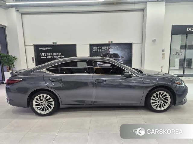 Lexus ES300h 7th generation 2023 Серый из Кореи, фото 4