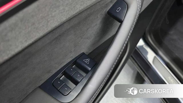 Tesla Model Y 2026 Серый из Кореи, фото 4