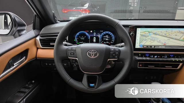 Toyota Camry (XV80) 2026 Белый из Кореи, фото 4