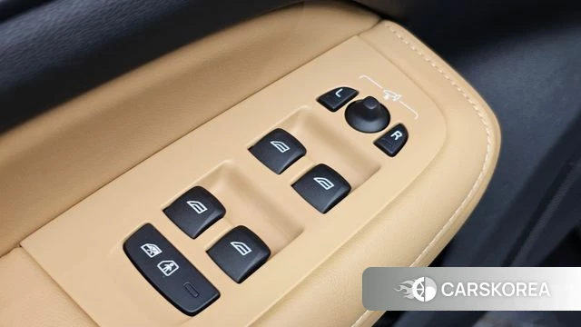 Volvo S60 3rd generation 2024 Черный из Кореи, фото 4