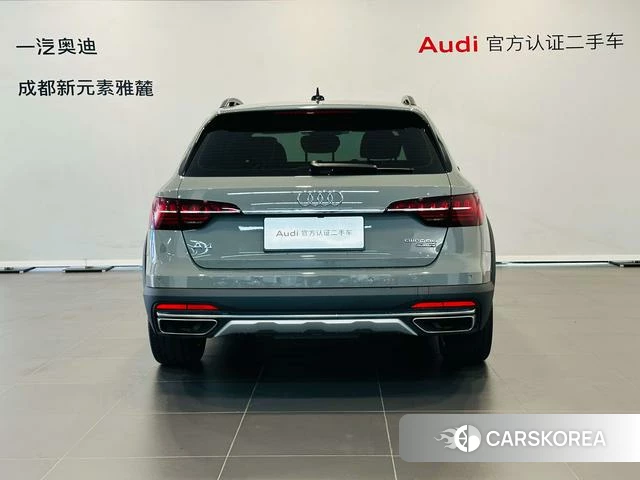Audi A4L 2023 Темно-серый из Китая, фото 4