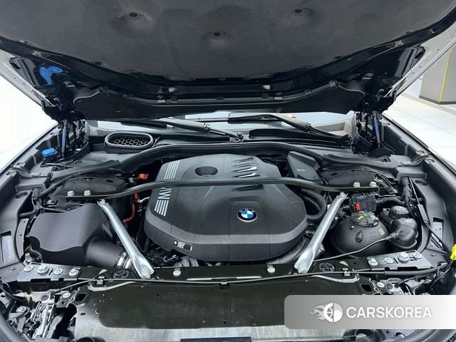 BMW 7 series 2024 Черный из Китая, фото 4