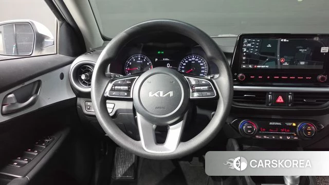Kia The New K3 2nd generation 2022 Белый из Кореи, фото 4