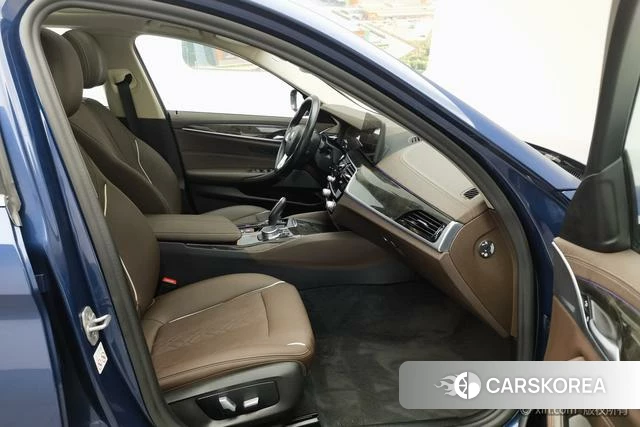 BMW 5 series 2021 Синий из Китая, фото 4