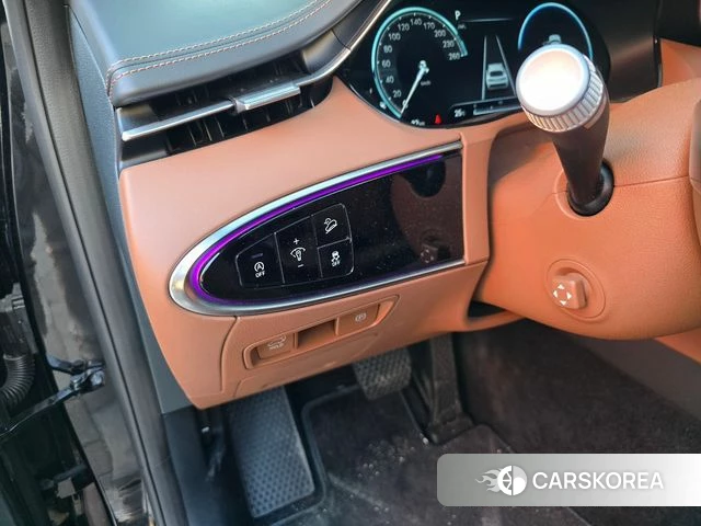 Genesis GV70 2022 Черный из Кореи, фото 4
