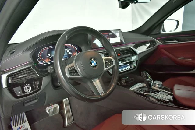 BMW 5 series 2020 Черный из Китая, фото 4