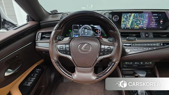 Lexus ES300h 7th generation 2021 Серебристо-серый из Кореи, фото 4