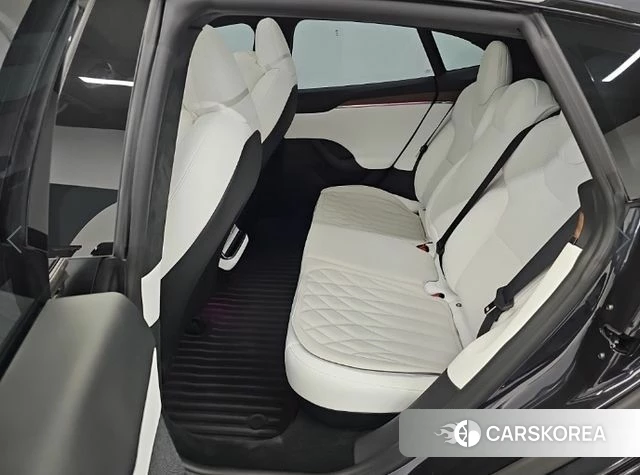 Tesla Model S 2026 Серый из Кореи, фото 4