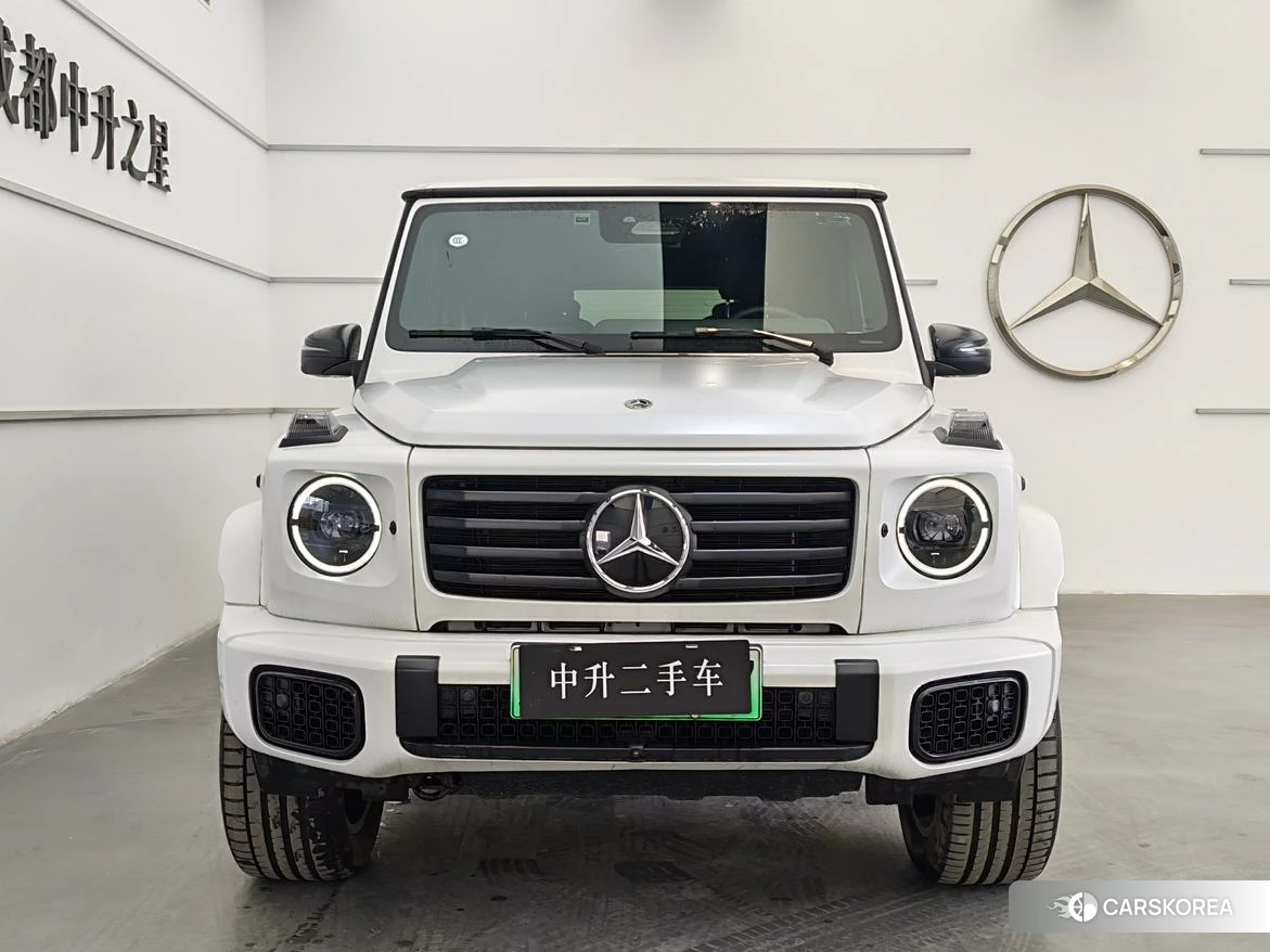 Mercedes-Benz G-Class 2024 Белый из Китая, фото 4