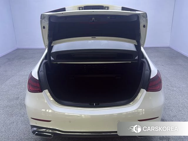 Mercedes-Benz C-class 2023 Белый из Китая, фото 4