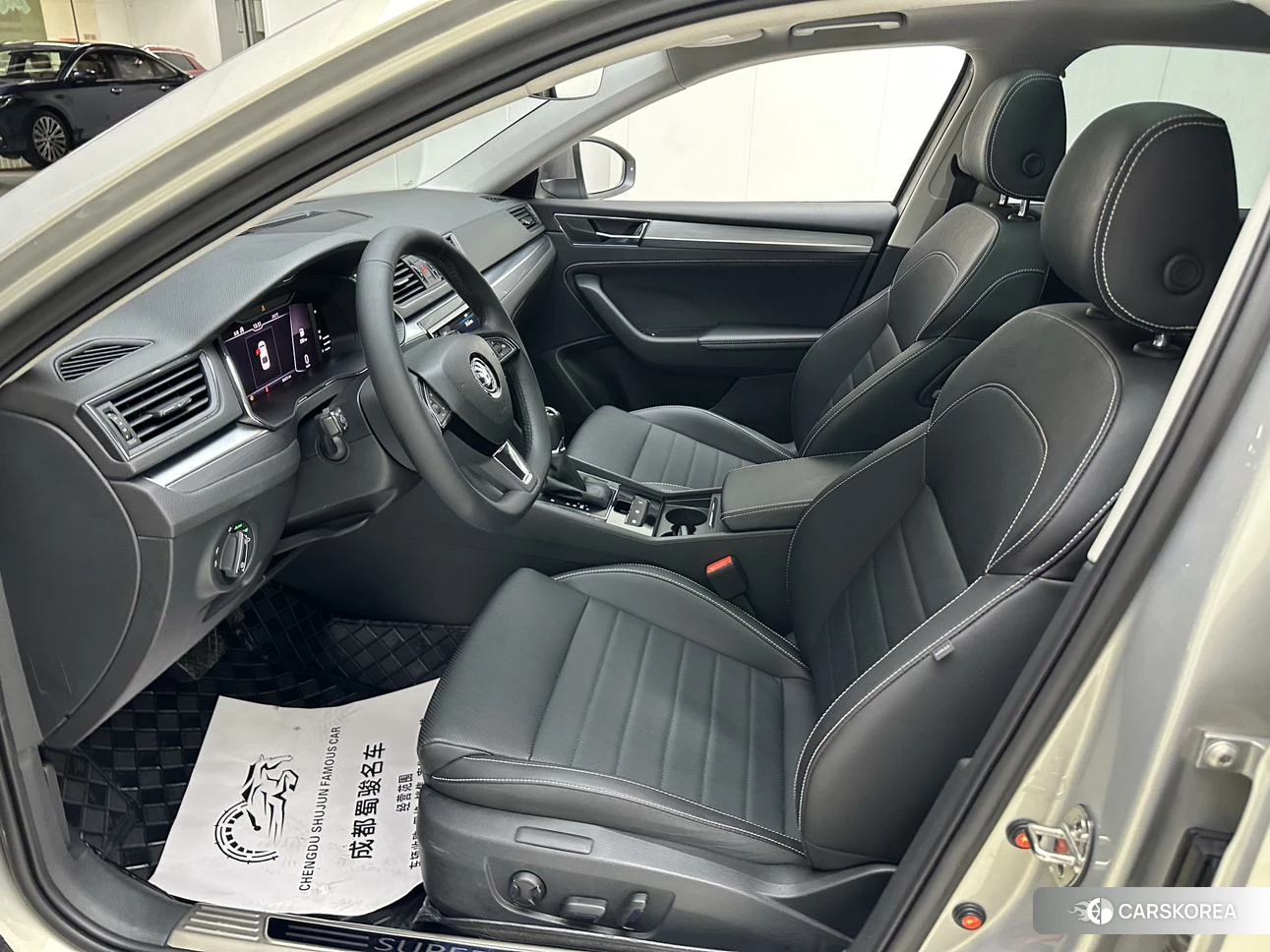 Skoda Superb 2019 Шампань из Китая, фото 4
