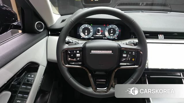Land Rover Range Rover Evoque 2nd Generation 2025 Черный из Кореи, фото 4
