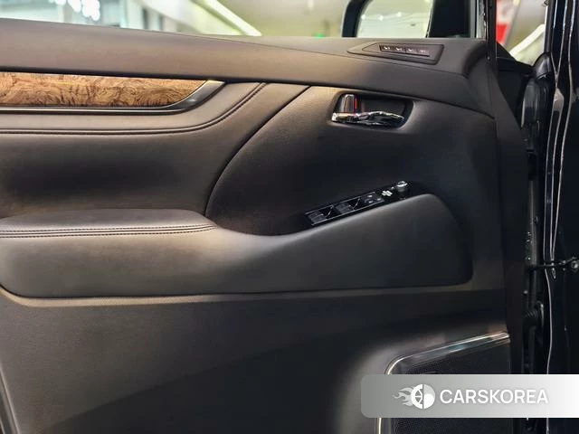 Toyota Vellfire 2021 Черный из Китая, фото 4