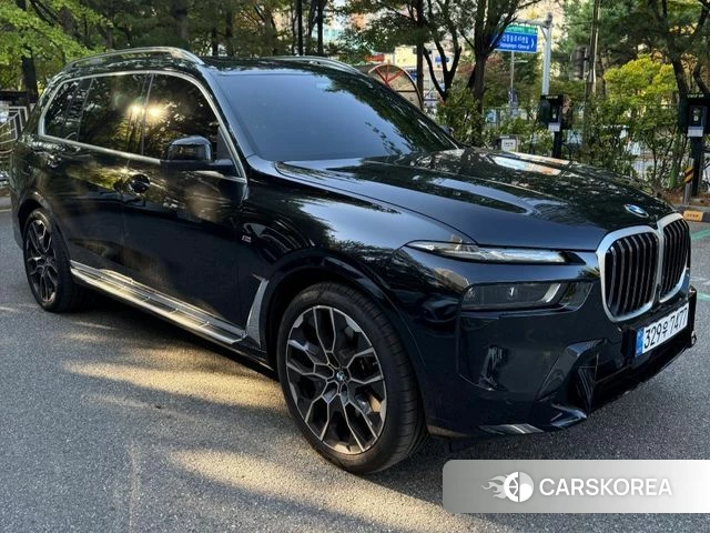 BMW X7 (G07) 2026 Черный из Кореи, фото 4