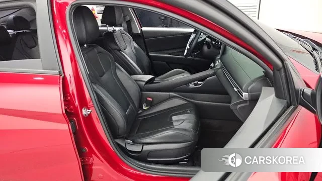 Hyundai Avante (CN7) 2022 Красный из Кореи, фото 4
