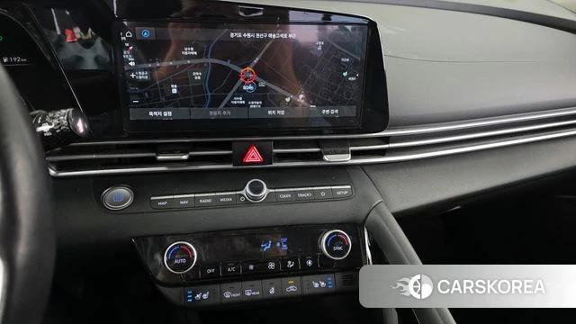 Hyundai Avante Hybrid (CN7) 2022 Белый из Кореи, фото 4