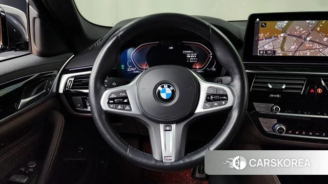 BMW 5 Series (G30) 2021 Серый из Кореи, фото 4