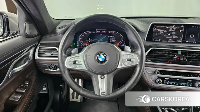 BMW 7 Series (G11) 2020 Серебристо-серый из Кореи, фото 4