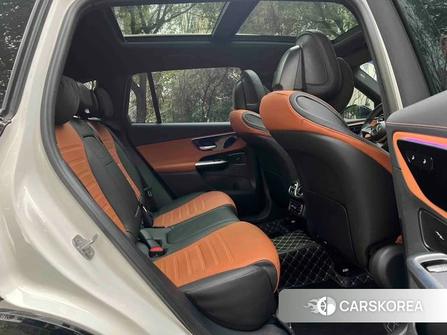 Mercedes-Benz GLC 2025 Черный из Китая, фото 4