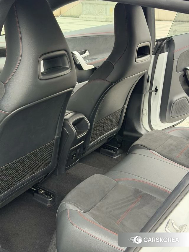 Mercedes-Benz CLA 2021 Белый из Китая, фото 4
