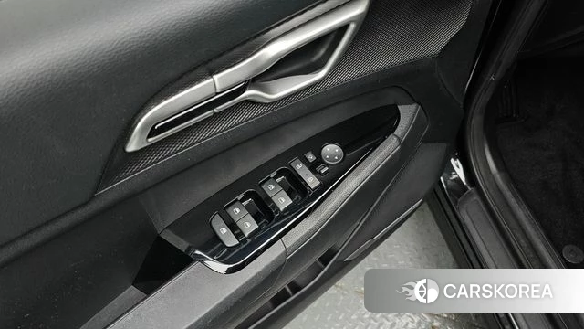 Kia Sportage 5th Generation Hybrid 2022 Черный из Кореи, фото 4