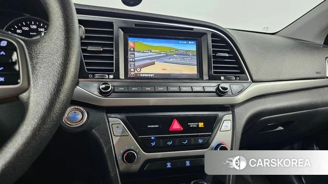 Hyundai Avante AD 2018 Белый из Кореи, фото 4