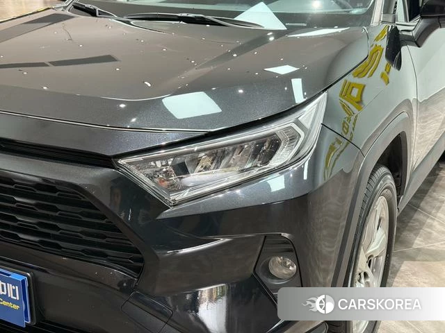 Toyota RAV4 2022 Черный из Китая, фото 4