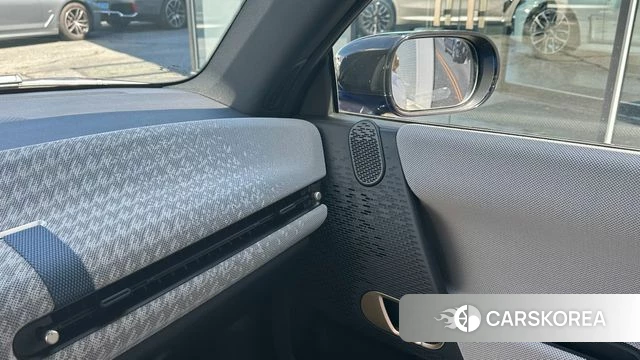 Mini Cooper Electric 4th Generation 2024 Синий из Кореи, фото 4