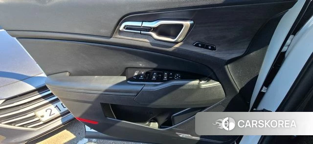 Kia Sportage 5th Generation 2023 Белый из Кореи, фото 4