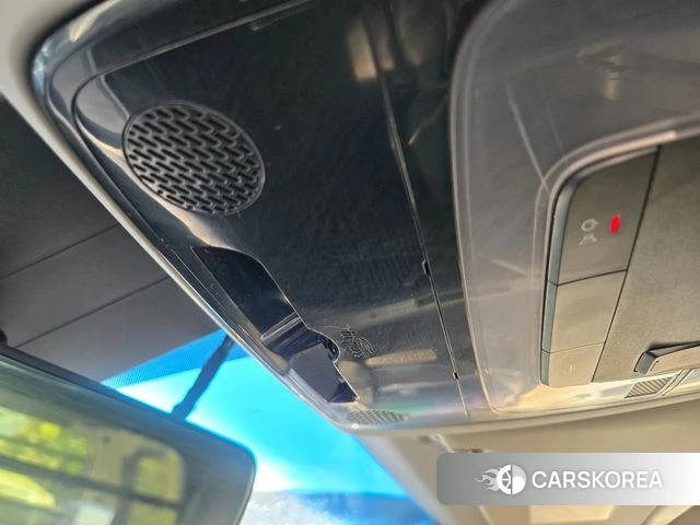 Hyundai Staria 2021 Белый из Кореи, фото 4