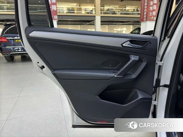 Volkswagen Tiguan L 2020 Белый из Китая, фото 4