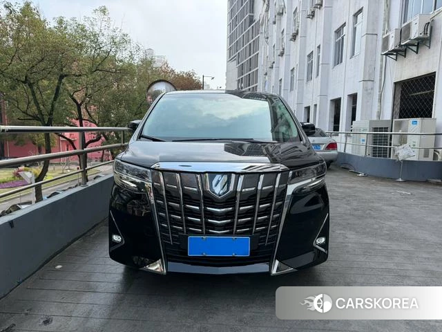 Toyota Alphard 2023 Черный из Китая, фото 4