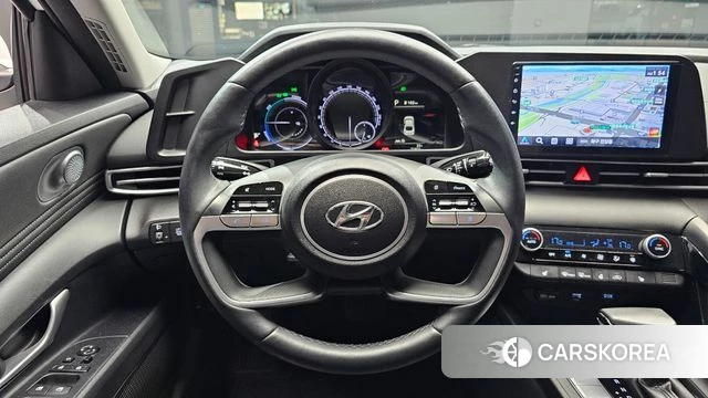 Hyundai Avante Hybrid (CN7) 2023 Белый из Кореи, фото 4