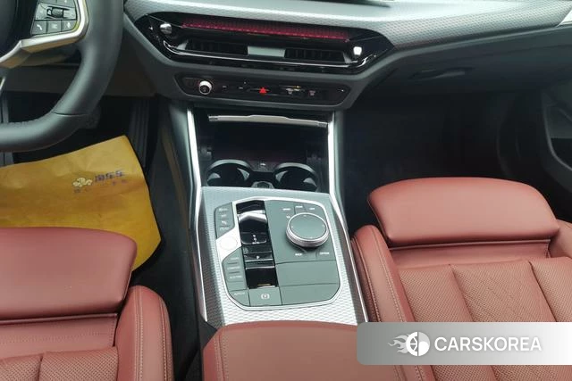 BMW 3 series 2025 Черный из Китая, фото 4