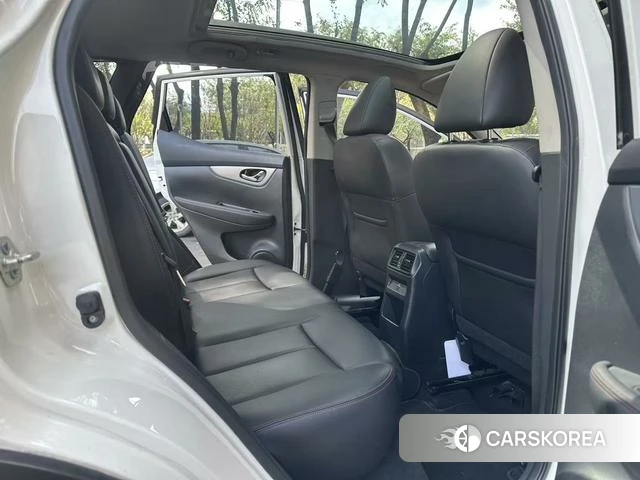 Nissan Qashqai 2022 Белый из Китая, фото 4