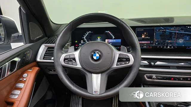 BMW X7 (G07) 2024 Белый из Кореи, фото 4