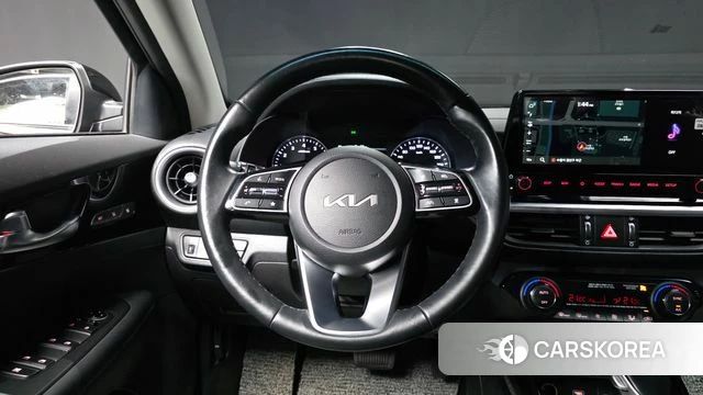 Kia The New K3 2nd generation 2022 Черный из Кореи, фото 4