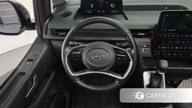 Hyundai Staria 2023 Серебряный из Кореи, фото 4