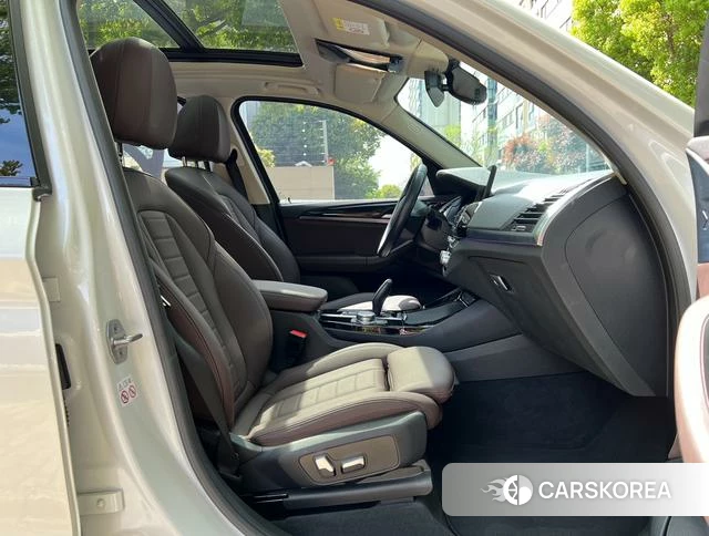 BMW X3 2021 Белый из Китая, фото 4