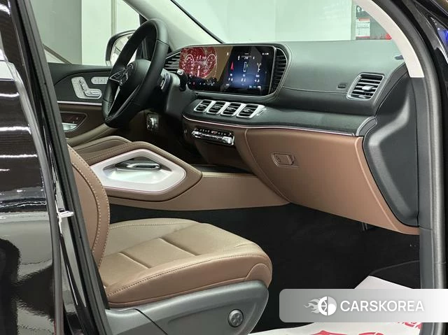 Mercedes-Benz GLE 2024 Черный из Китая, фото 4