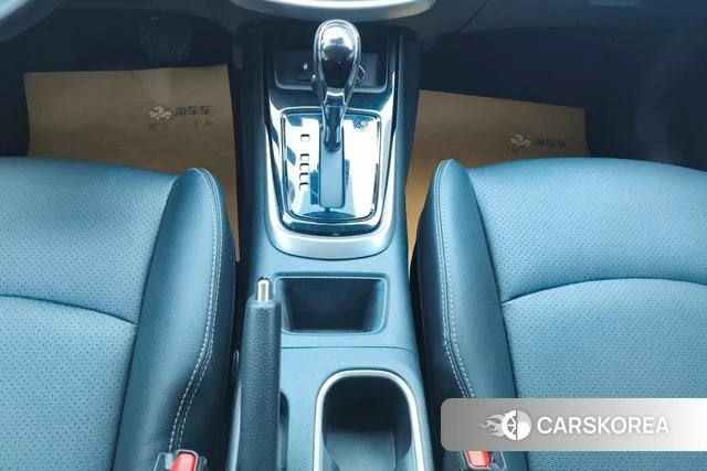 Nissan Tiida 2021 Белый из Китая, фото 4