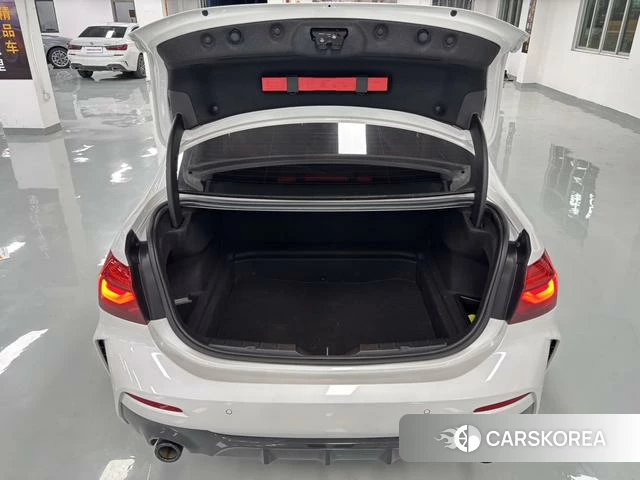 BMW 1 series 2023 Белый из Китая, фото 4